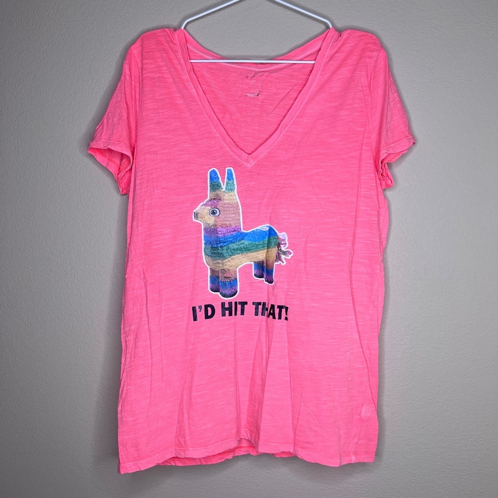 📍A New Day, "I'd Hit That" pinata v neck